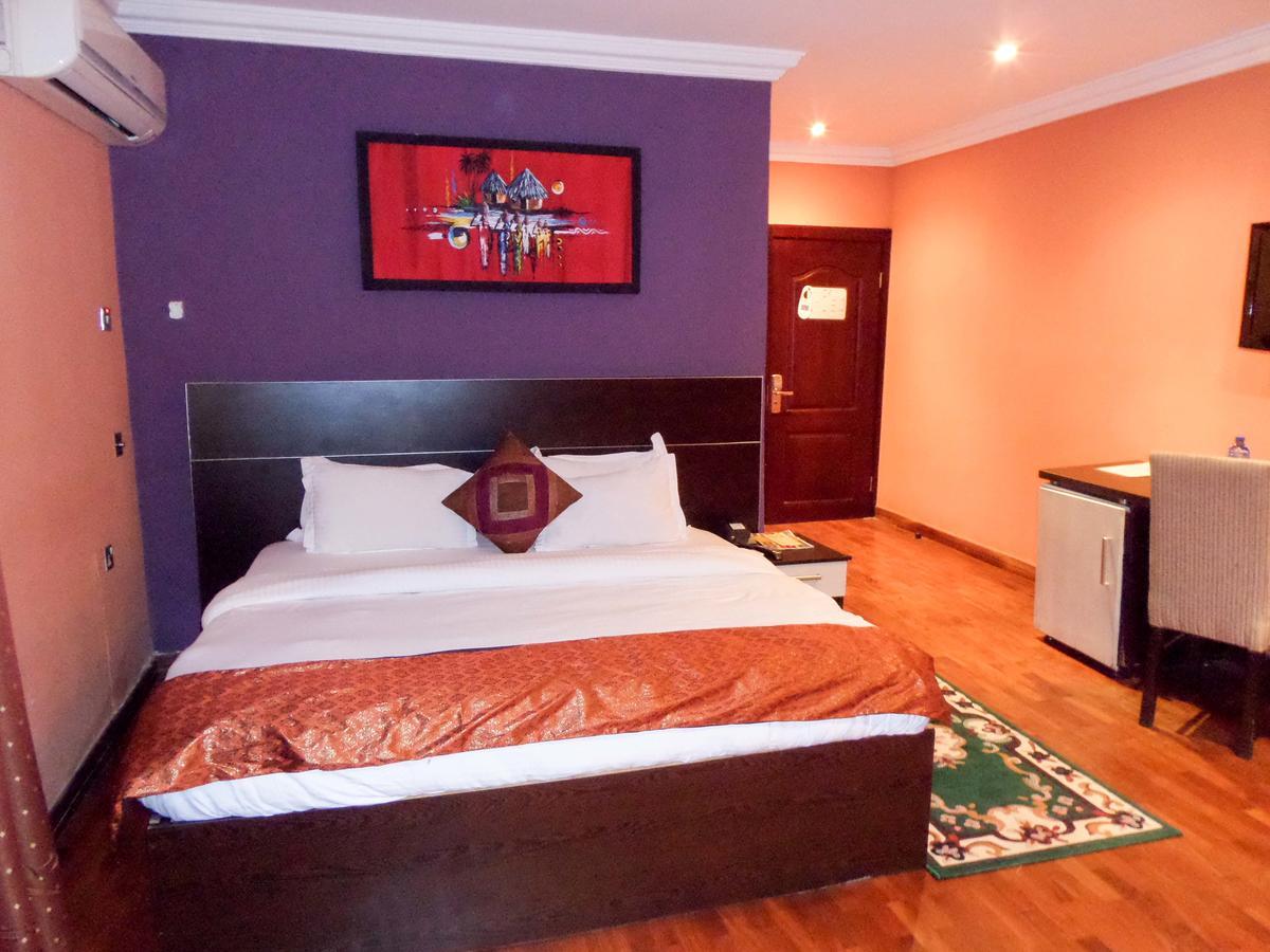 Aries Suites Лагос Экстерьер фото